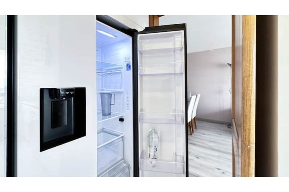 Nevera / Refrigerator
