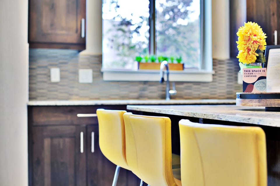 424 Kitchen Brand New ('18), New GE Appliances, w/ an Island