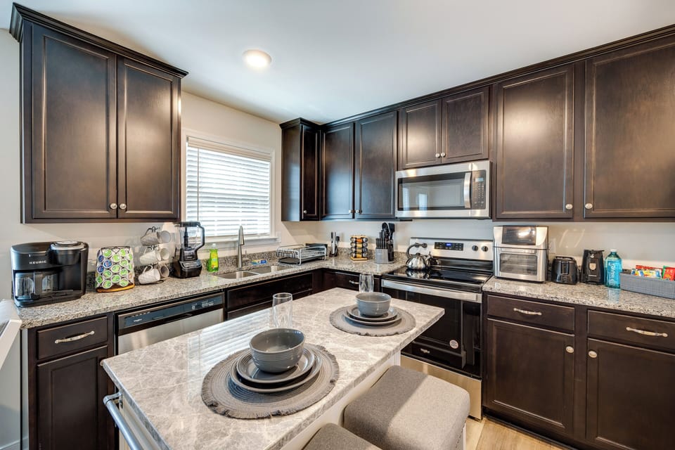 Kitchen | Cooking Basics | High Chair | Blender | Air Fryer | Dishware/Flatware