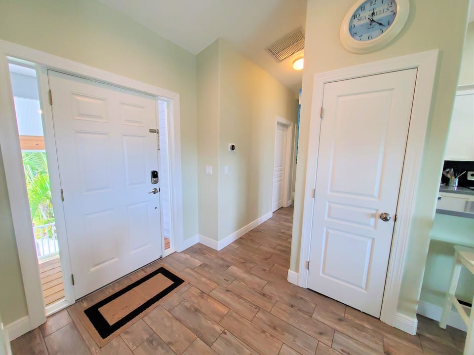 Coconut Place entry