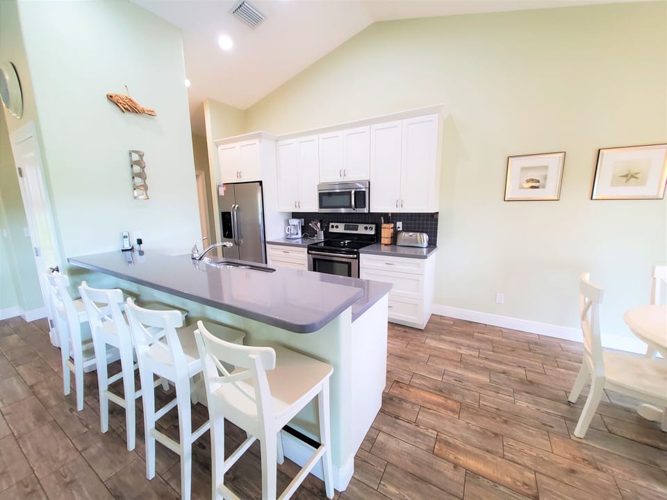 Coconut Place kitchen with eating bar