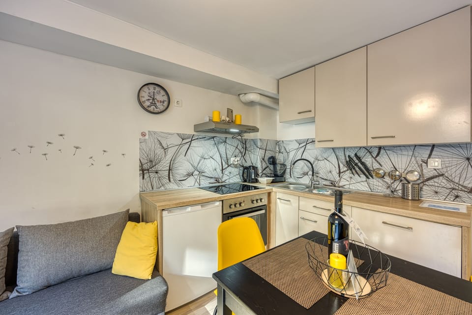 Kitchen and dining area