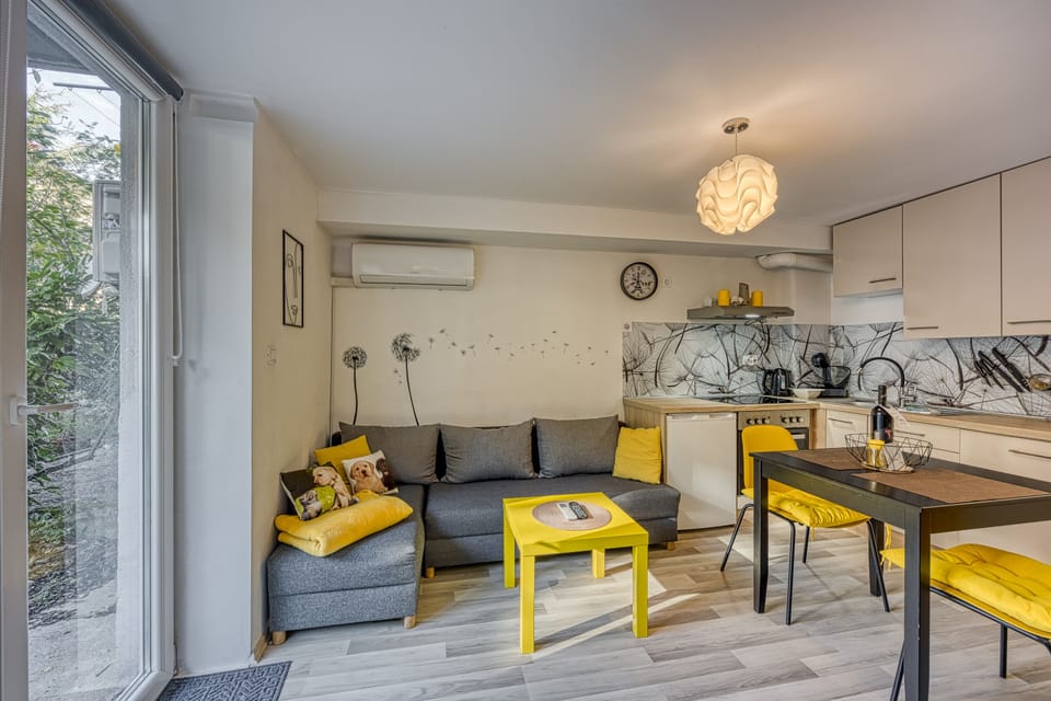 Living and dining room