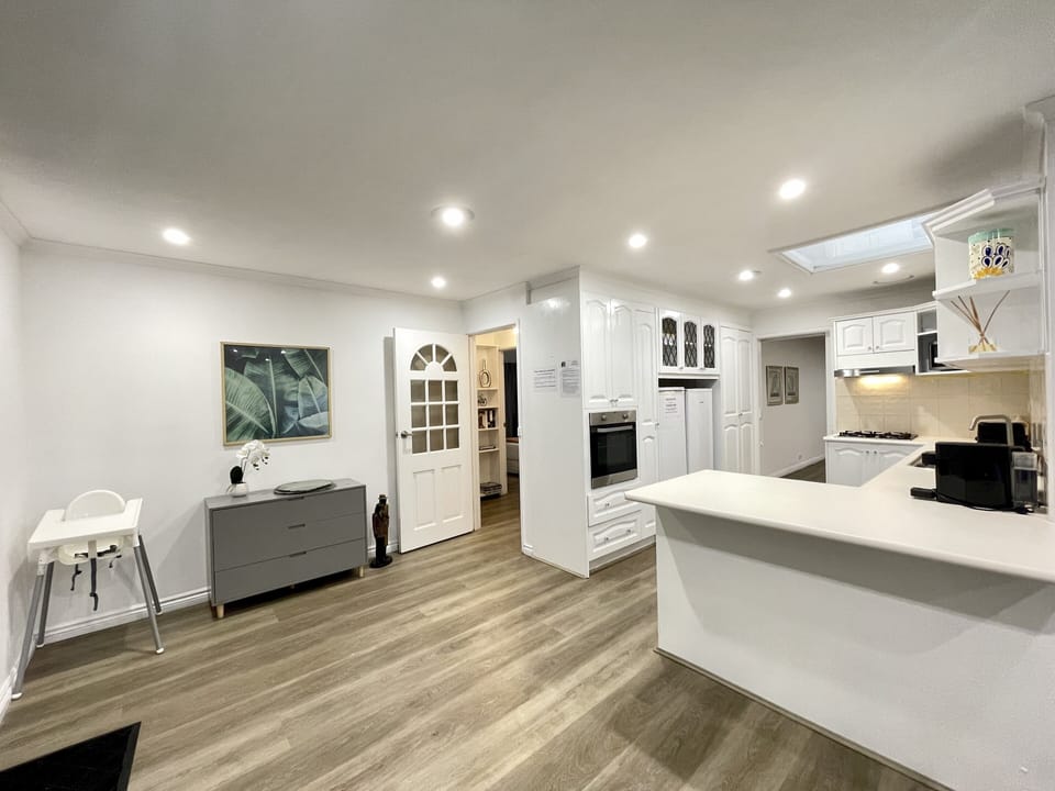 Family & Kitchen
