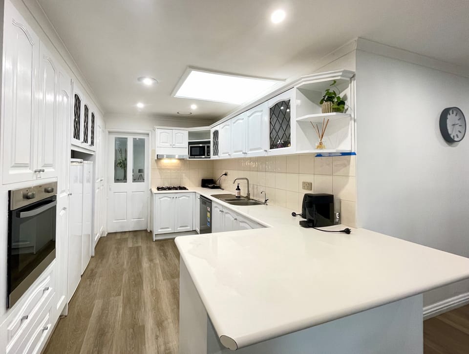 Fully equipped kitchen