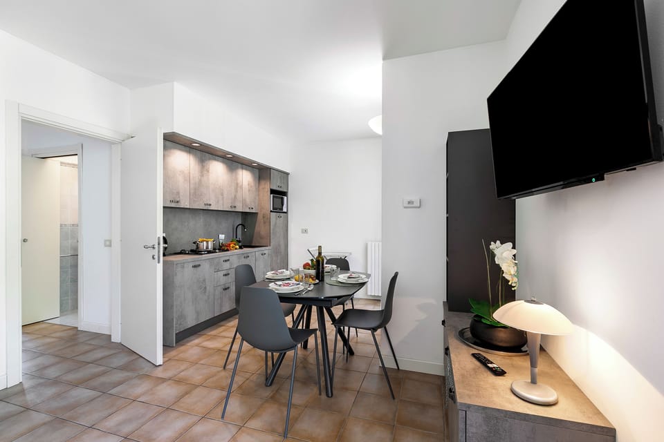 Kitchen and dining area