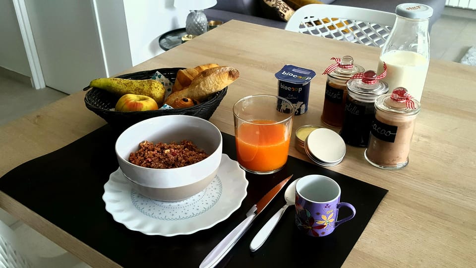 Breakfast meal