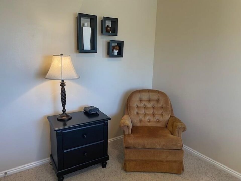 Second Guest Bedroom Upstairss