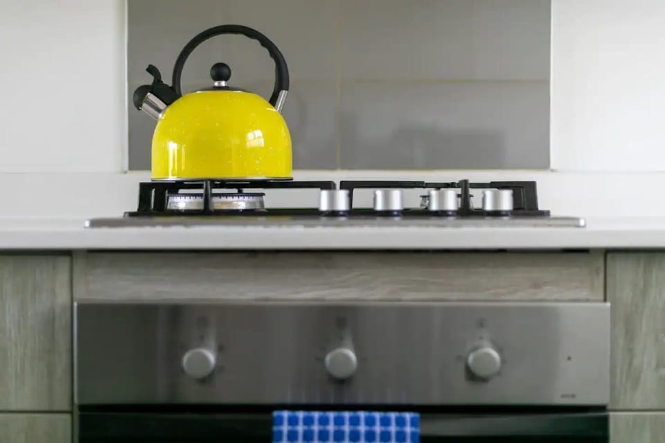 Loadshedding? No problem. Inverter power backup. Gas stove. 
