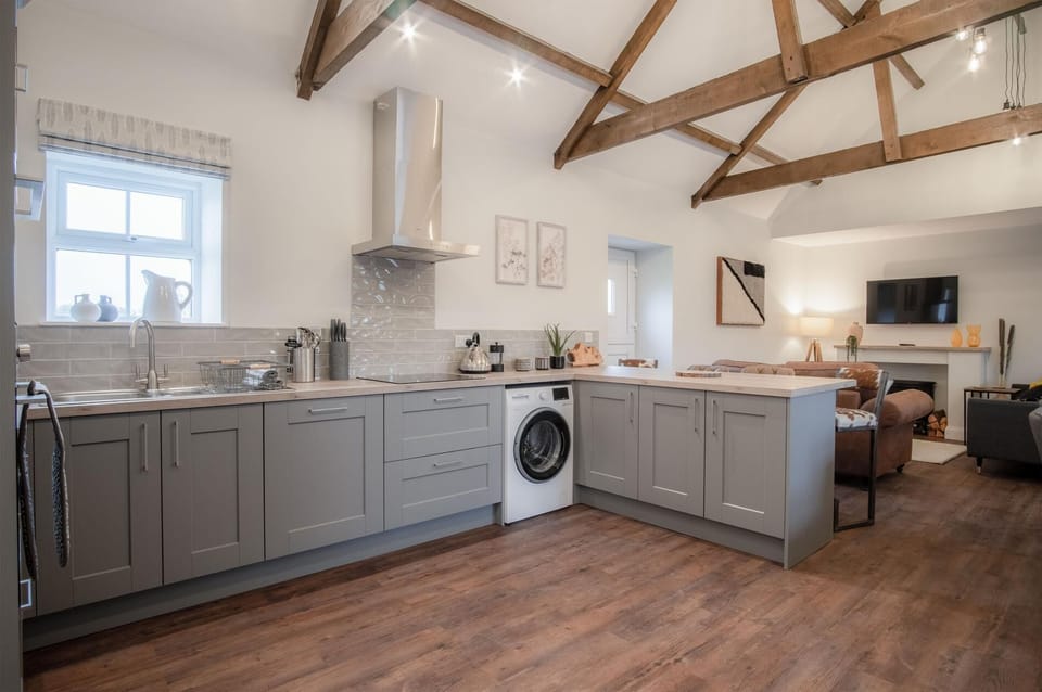 The Barn At Kiln Park - 2 Bed Cottage - Narberth (14111)