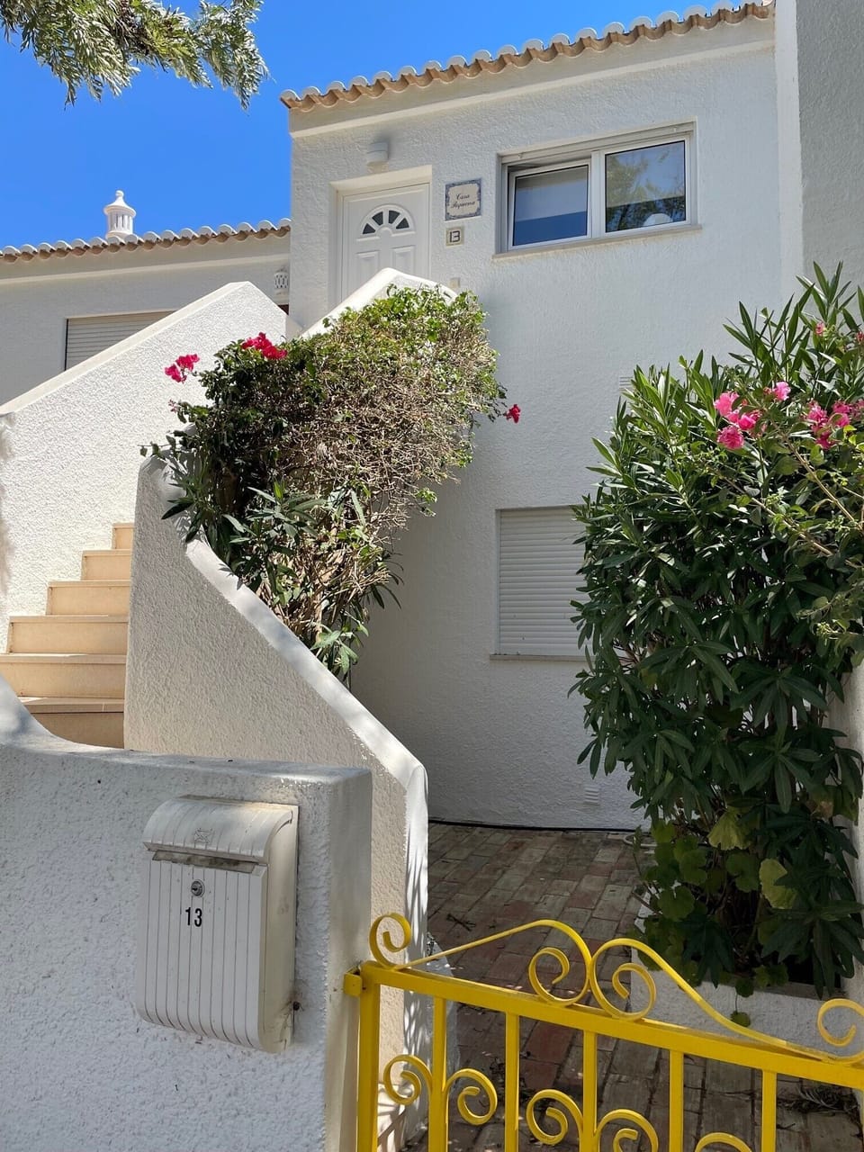 LEADING UP TO FRONT DOOR