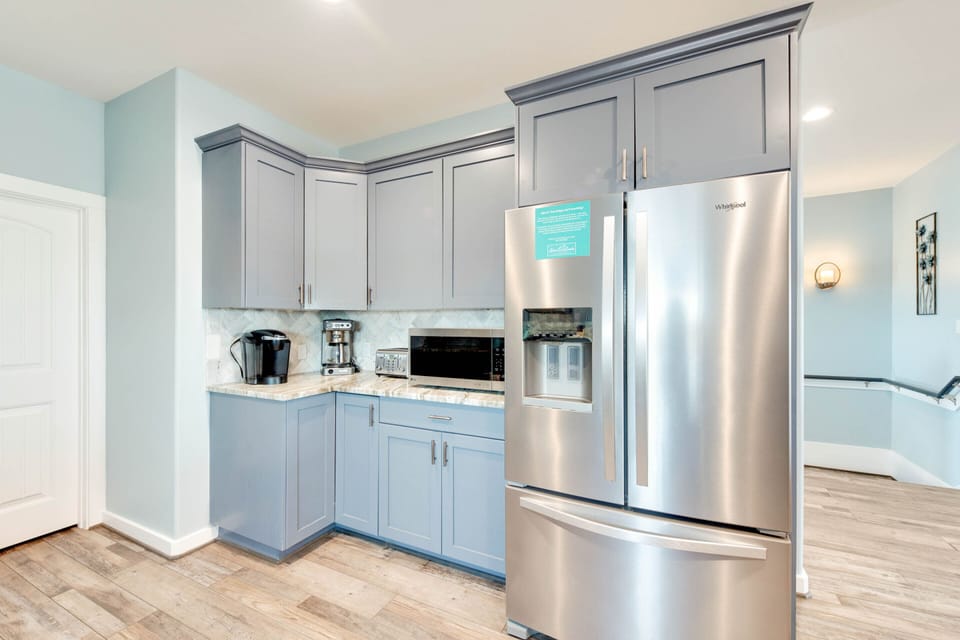 Full Kitchen