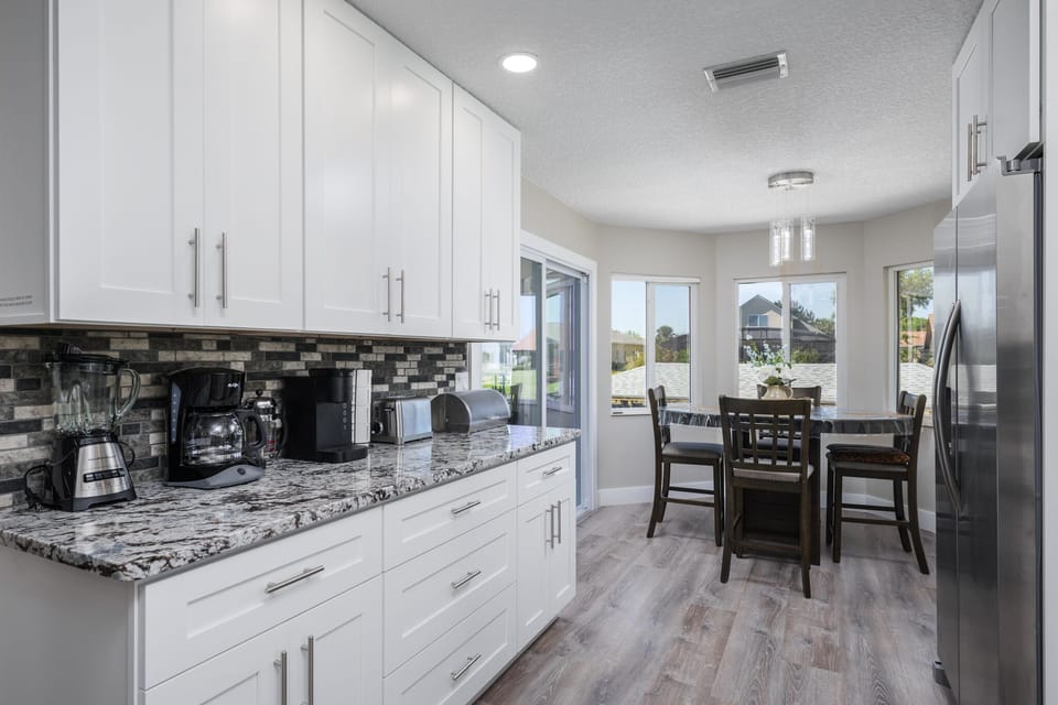 Fully Equipped Kitchen with Stainless Steel Appliances