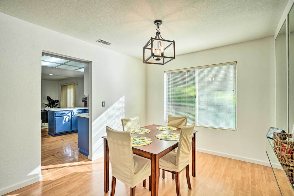 Dining Area | Dishware/Flatware | Trash Bags/Paper Towels