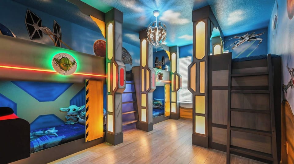 Epic Star Wars-themed bunk room adventure for kids and fans of all ages!