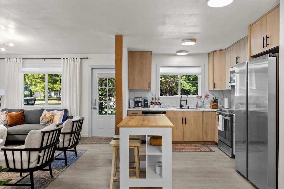 Kitchen with an island. 