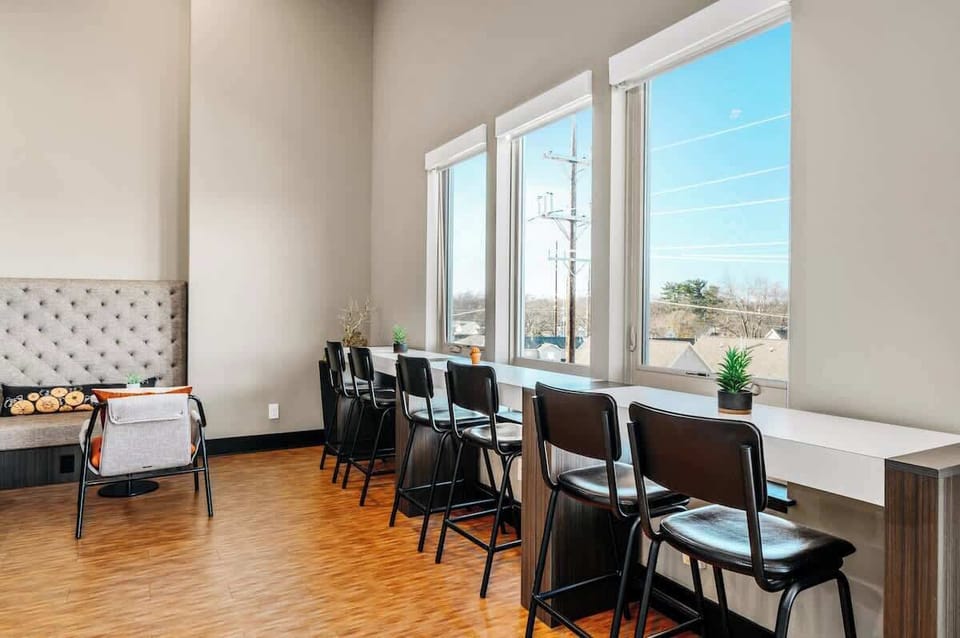 4th Floor shared group room