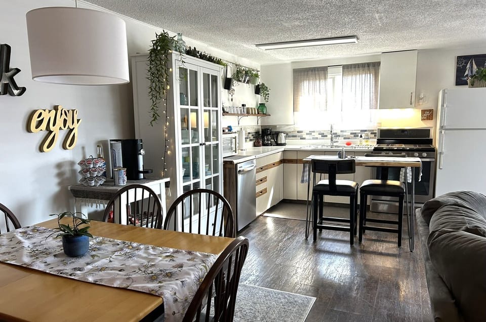 Open kitchen and dining