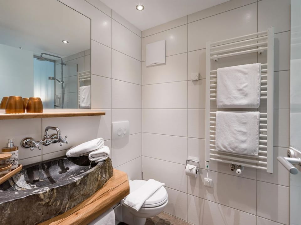 Alpine room Berg.Glück - Alpengasthof Gern Alm Apartment in Tyrol