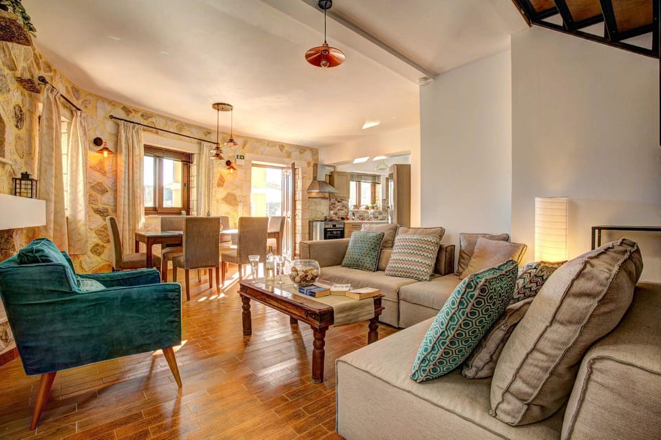 Villa Bougainvillea image