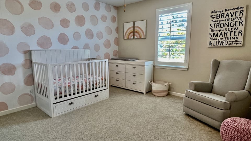 Bedroom 5- Crib