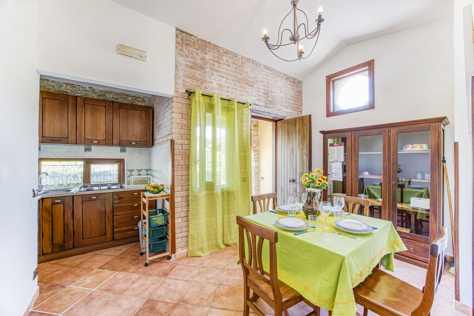 Kitchen and dining area