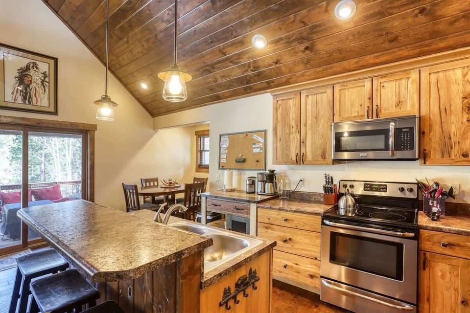 Fully equipped kitchen