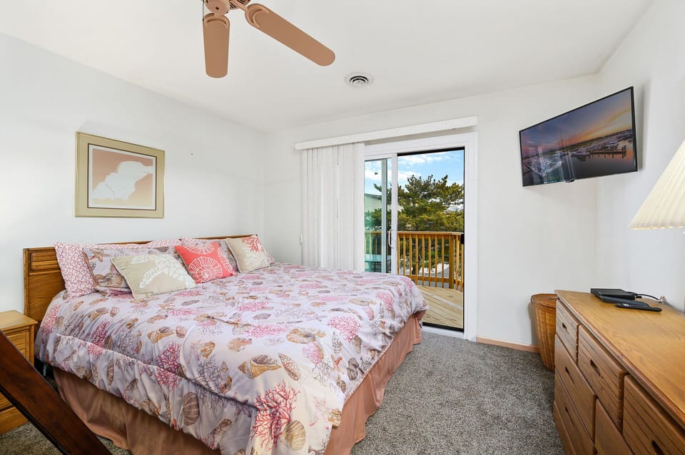 Melt into bed and watch a movie or slip out to enjoy the sweet salty Bay Breeze from the balcony