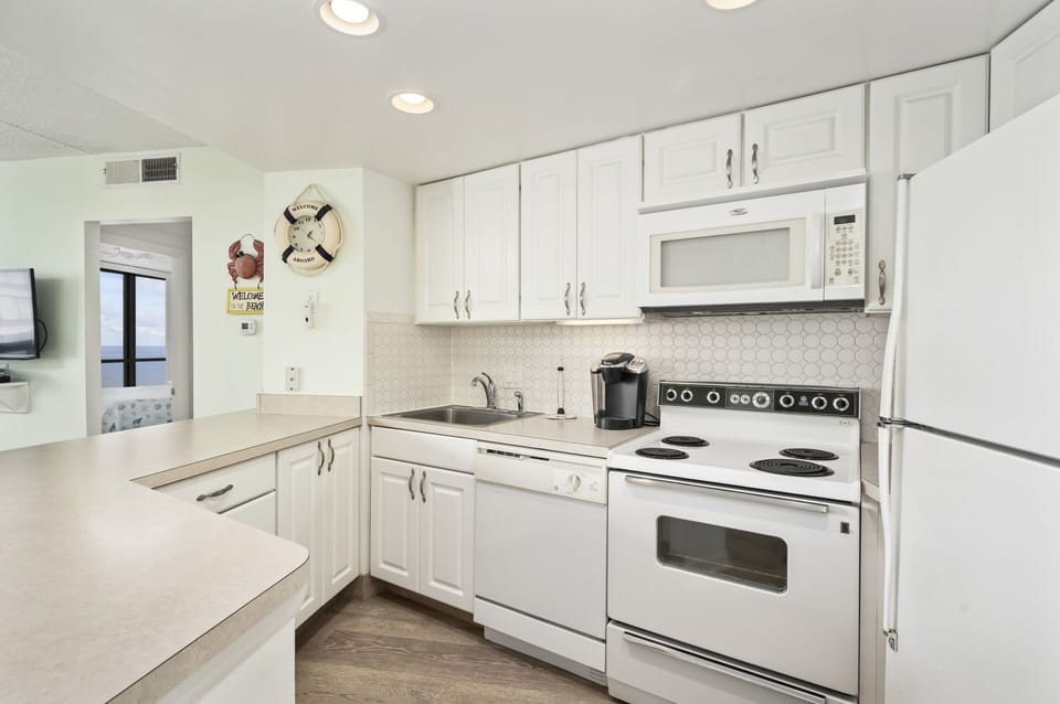 Golden Sands 1003 is stocked with everything you need to make mealtime a Ocean Breeze.