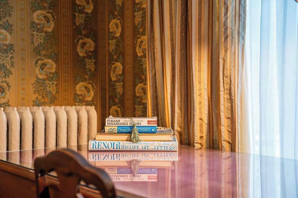 Small details that make this space feel intentional.