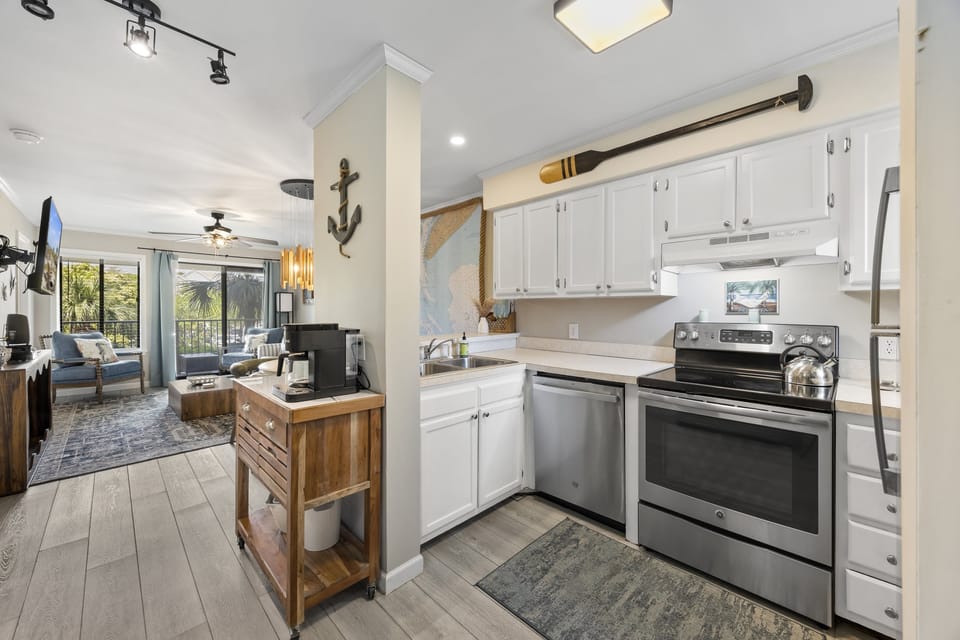 The kitchen has recently been updated with new appliances that will make you feel at home!