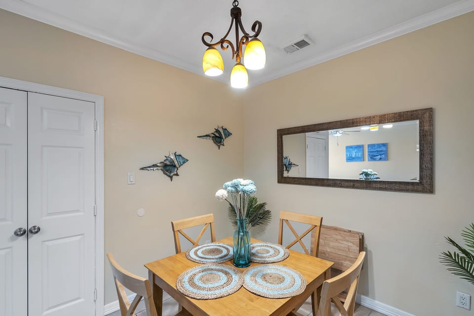 Dining Room, Dining Table, Furniture, Indoors, Table