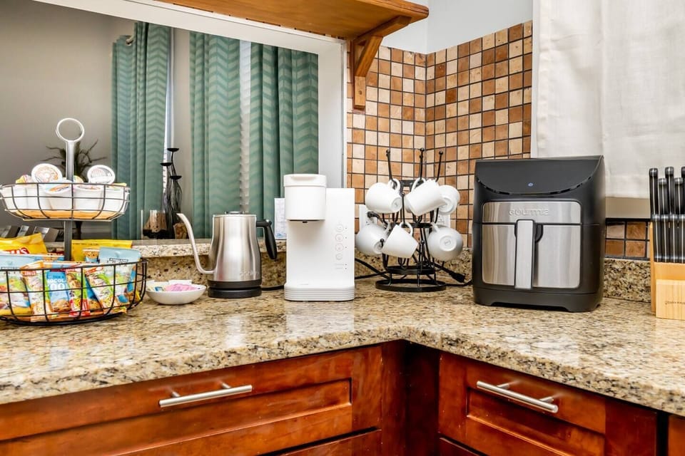 Stocked kitchen with keurig, electric kettle, air fryer and lots of extra touches