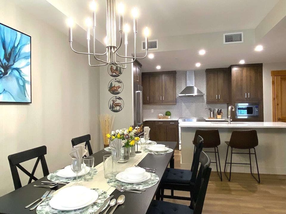 Extendable dining table in dining area
