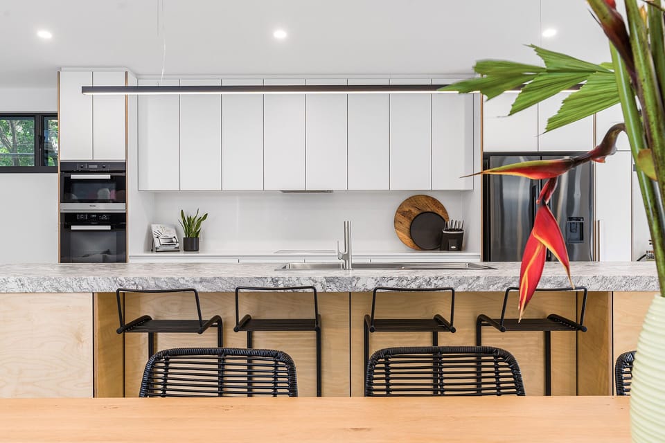 Kitchen with large island, perfect for entertaining.
