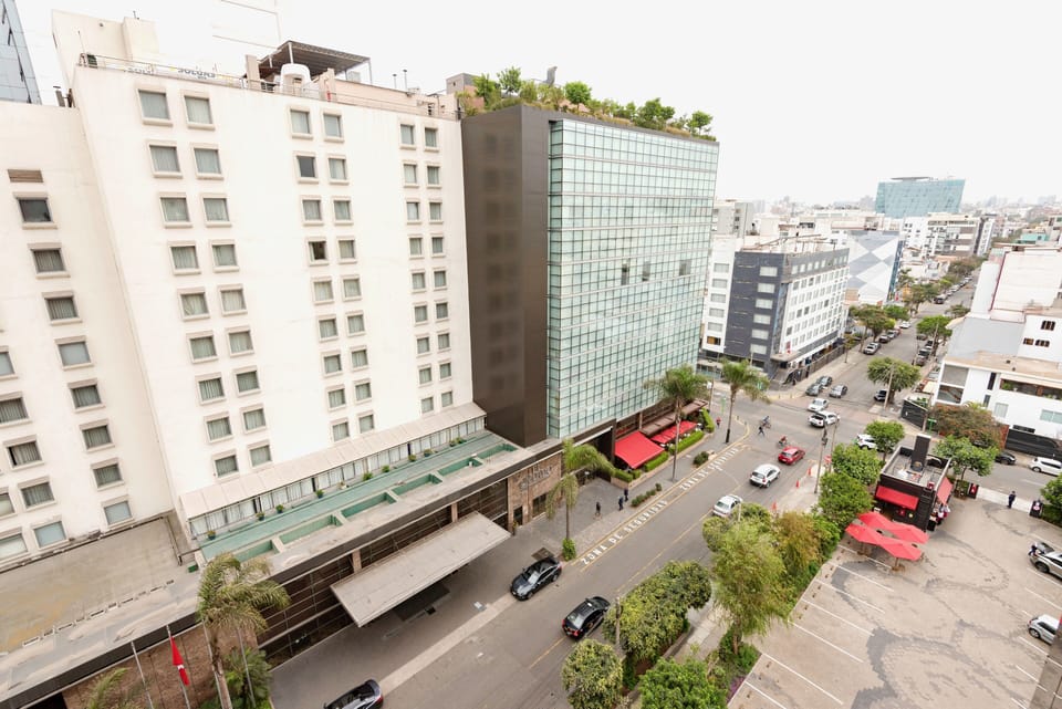 Vista desde la ventana del departamento / View from the apartment window