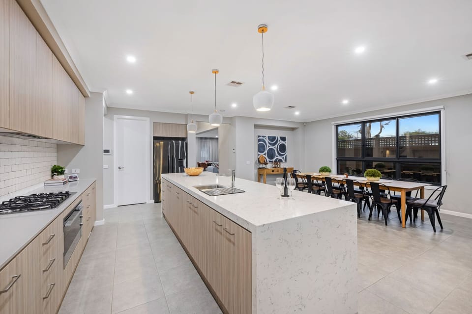 Kitchen/Dining