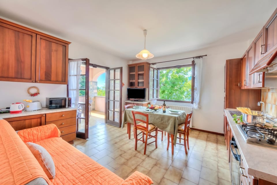 Kitchen and dining area