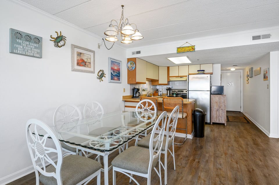 Dining in is no problem with plenty of seating for the whole family!