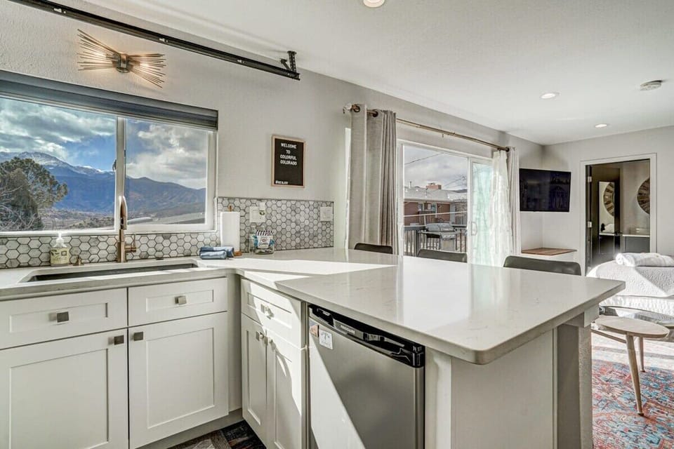 Take in Pike's Peak beyond the entry deck or draw the curtains for complete privacy and quietude in your own little abode.
