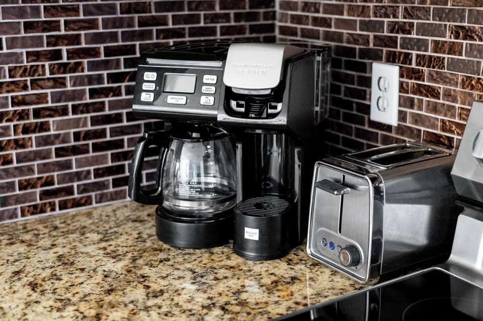 Dual Coffee Maker/Keurig