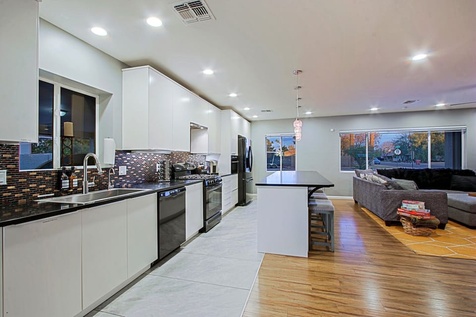 Large open concept kitchen
