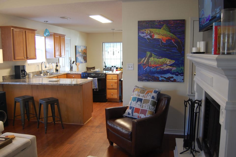 Kitchen is open concept. Living room opens to the kitchen. 