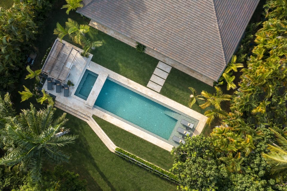 Pool and garden area