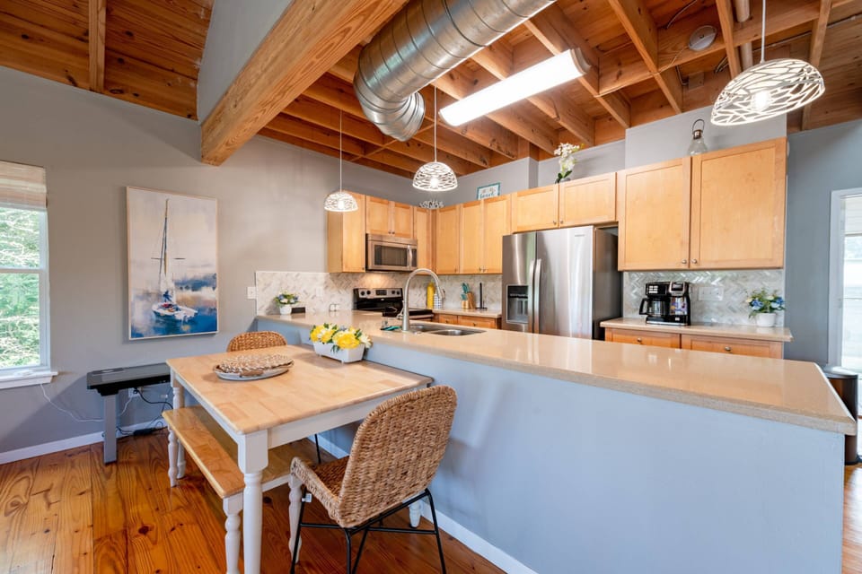 Everything you need to cook and enjoy dinner with the family