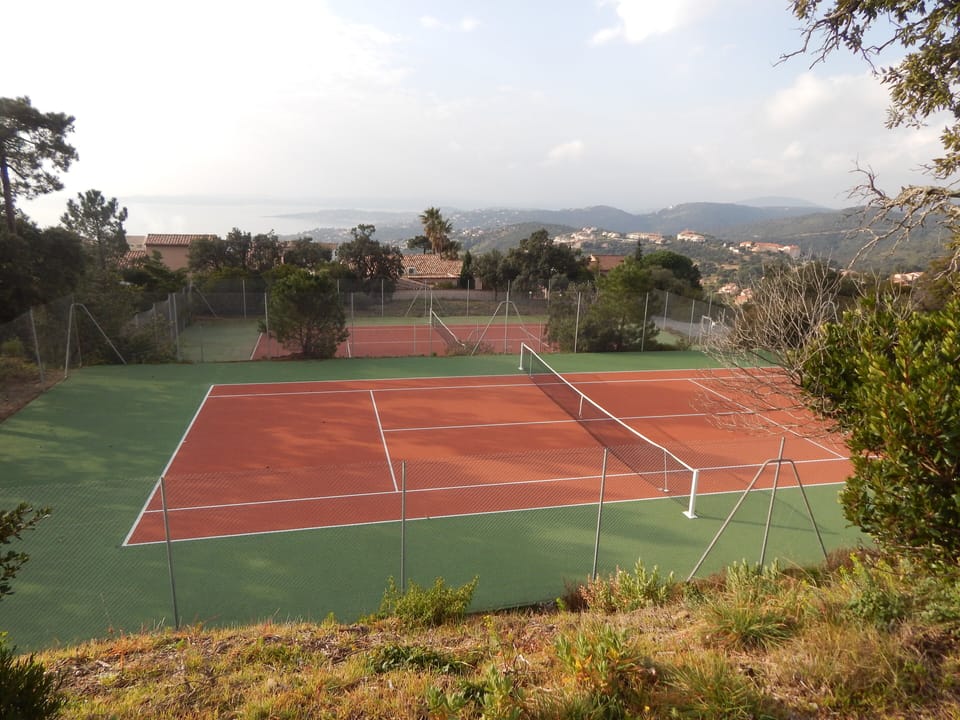 Sport court
