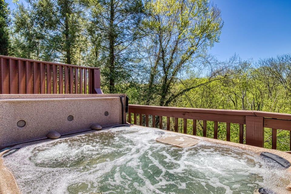 Chalet in Pigeon Forge with a Hot Tub - "Shimmering Waters" - Hot Tub