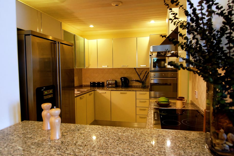 Well equipped kitchen 