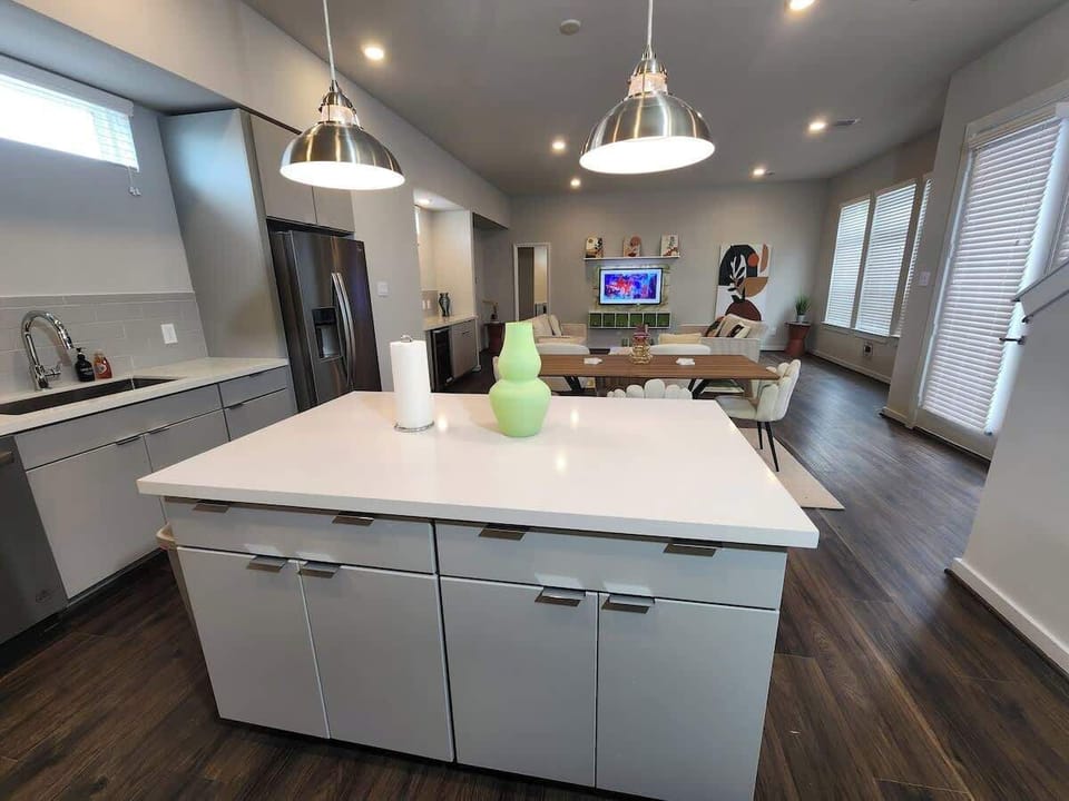 Kitchen island - open concept