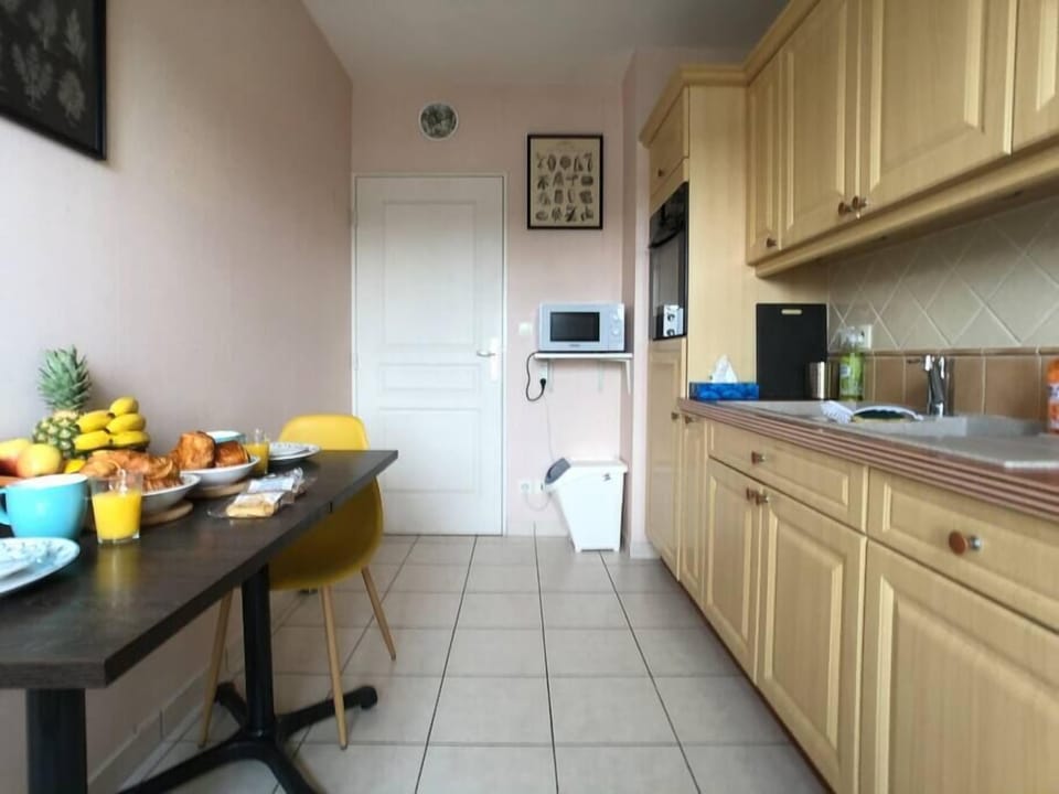 D2b56abe 7f26 4c9e 93ec 3e34e1e71020